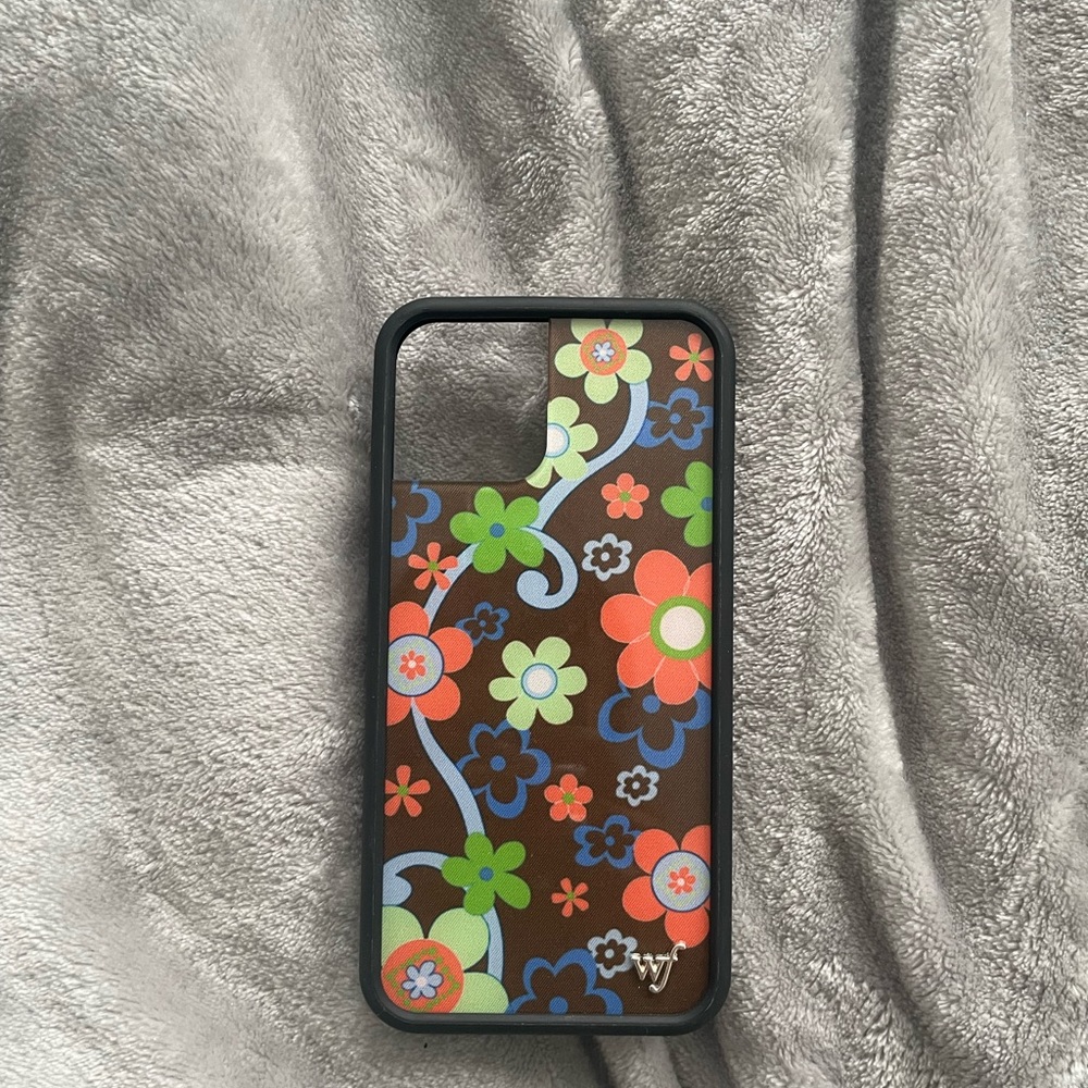iPhone 12/12pro wildflower case
